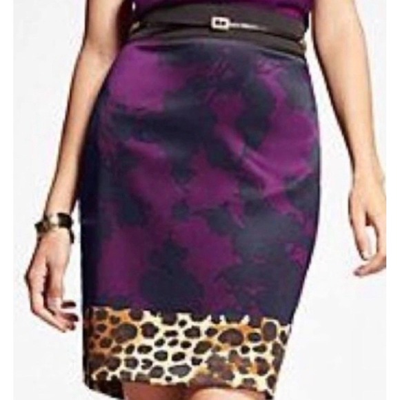 EXPRESS‎ 8 Pencil Skirt Purple & Black Floral Print Leopard Trim Business Career - Picture 1 of 7